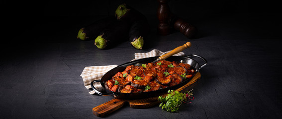 arni me melitzanes - stewed lamb with eggplant