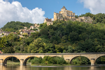 Chateau de Castelnaud, medieval fortress at Castelnaud-la-Chapelle, Dordogne, Aquitaine, France