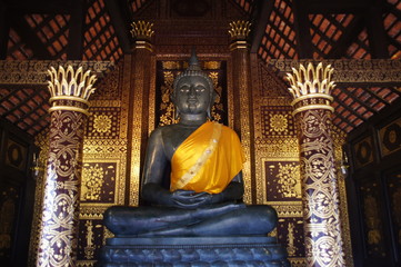 buddha enshrined in the pavilion