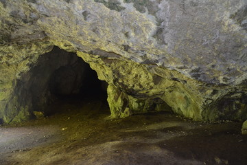cave from the Varghis gorge