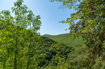 Lungo il sentiero 168 Gola di Jana nelle Marche