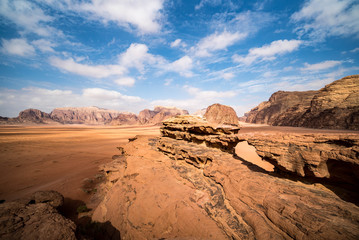 wadi rum arch landscape