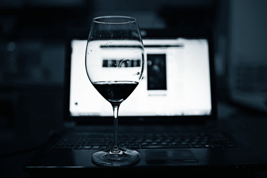 glass wine laptop nobody background