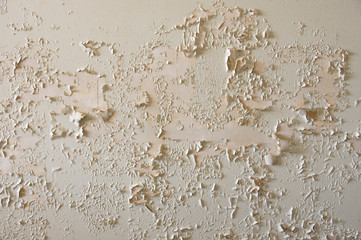Vieux mur à la peinture écaillée