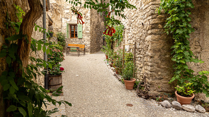 Fototapeta na wymiar beautif medieval street