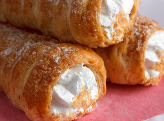 puff pastry creme rolls, macro