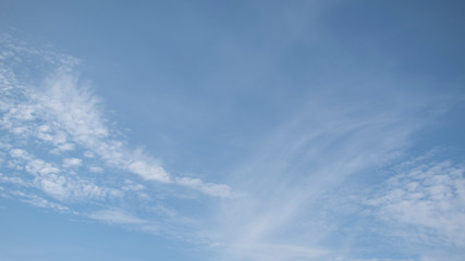 Fototapeta premium blue sky with white clouds