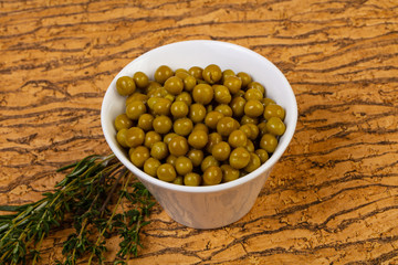 Marinated green peas