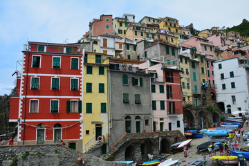 Fototapeta na wymiar Village Coloré Riomaggiore Cinque Terre Italie