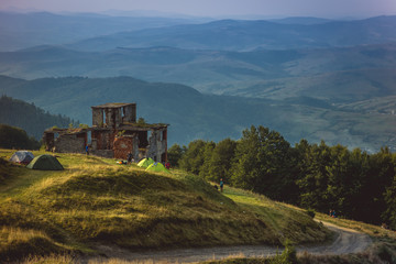 Fototapeta na wymiar Beautiful mountain landscape on a summer day. Carpathian mountains of Ukraine. Holidays in the mountains.
