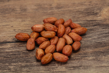 Raw peanut heap - for roast