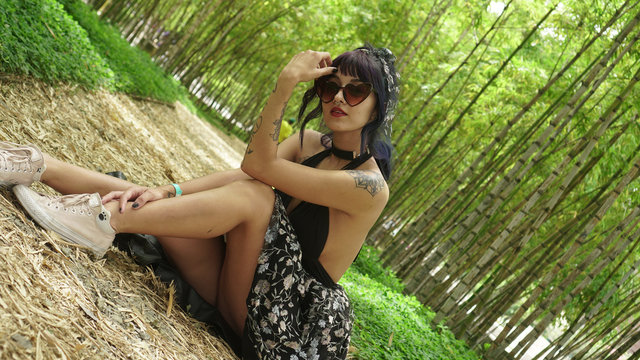 PIN UP