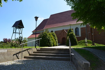 Kosciół zabytkowy z XIII wieku w Szewcach, Dolny Śląsk