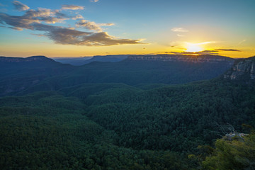 sunset at three sisters lookout, blue mountains, australia 36