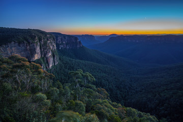 blue hour at govetts leap lookout, blue mountains, australia 1