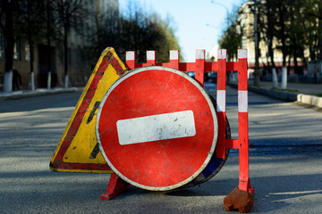 Road sign stop