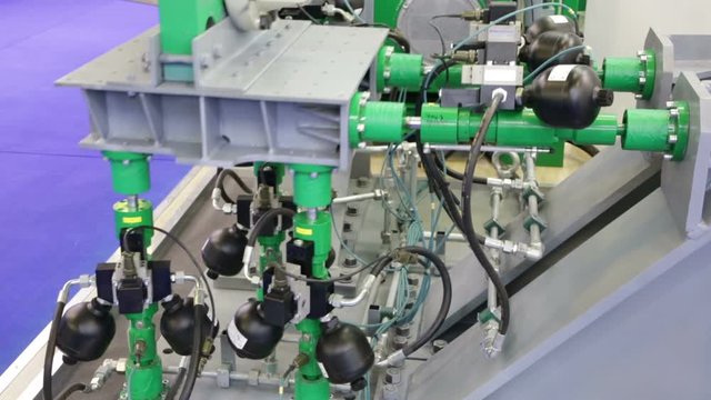 Vibrodynamic testing facility