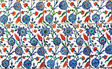 Seamless floral Islamic pattern of the Ottoman era 
