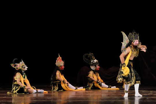Tari Topeng Panji / Panji Traditional Dance. Traditional mask dance "Smara Dahana" from Malang, East Java, Indonesia.