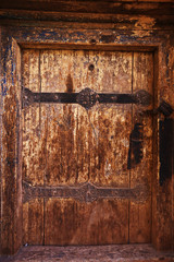 ancient doors in tibet