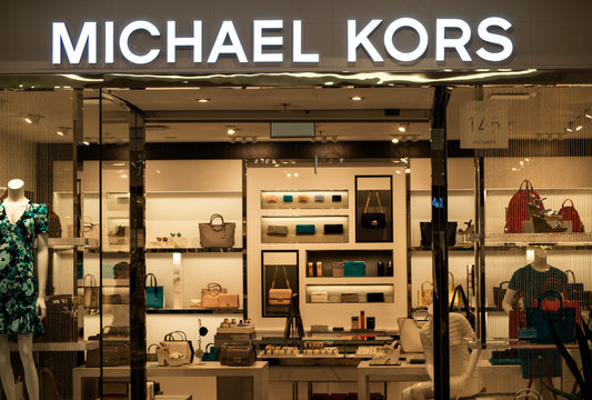 Michael Kors Images – Browse 624 Stock Photos, Vectors, and Video | Adobe  Stock