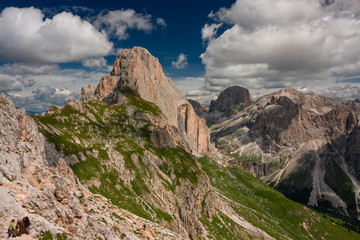 Fototapeta premium Panoramic view of towers and peaks of the Dolomites of the Catinaccio group