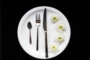  Serving knife spoon fork plate flowers