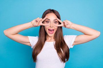 Portrait of her she nice-looking attractive crazy cheerful cheery funny funky straight-haired lady...