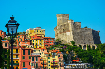 Fototapeta na wymiar the castle of Lerici in Liguria, Italy