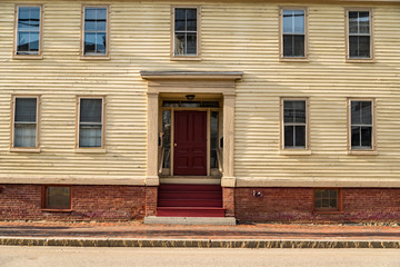 Fototapeta na wymiar old buildings in the city of Porthsmouth NH, USA
