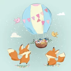 Tuinposter Dieren in luchtballon Schattige vos speelt met luchtballon