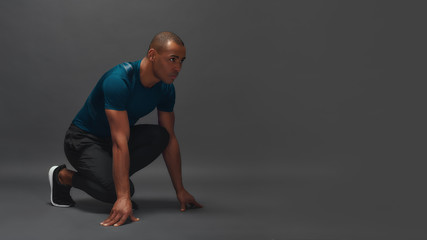 Obraz premium Transforming ordinary into extraordinary. Sportsman having work out
