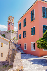 Street that takes you to the church