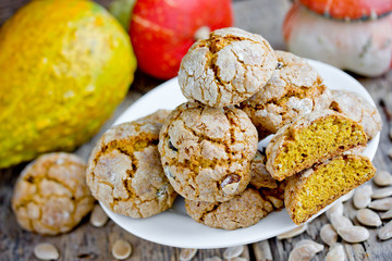 Healthy pumpkin cookies with sugar crust, thanksgiving treat idea