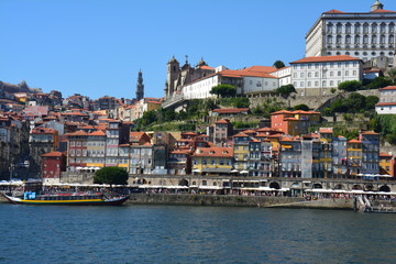 Fototapeta na wymiar Vieille Ville UNESCO Porto Portugal