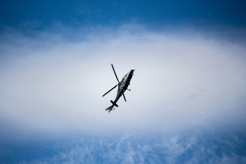 Fototapeta na wymiar Helikopter bei der Flugschau in Zeltweg Airpower
