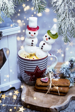 15 608 Best Kinder Weihnachten Images Stock Photos Vectors Adobe Stock