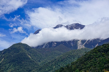 Obraz na płótnie Canvas View of Mount Kinabalu at Sabah, Malaysia