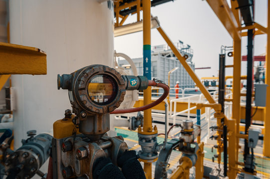 Measuring meter