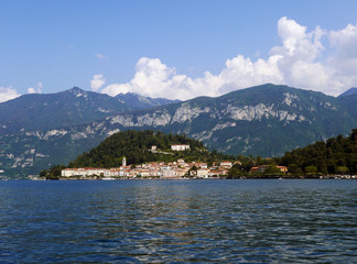 meravigliosa vista dell'elegante e rilassante Lago di Como