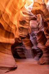 Upper Antelope Canyon midday photography tour