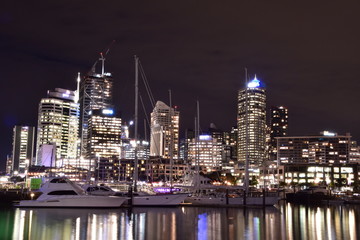 Fototapeta na wymiar Night view of Auckland in New Zealand