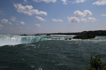 A view of the top of Niagara falls