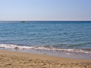 Fototapeta na wymiar Beautiful summer sandy beach, of Komi in Chios island, Greece