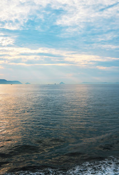 夕焼けの綺麗な海の景色 Stock Photo Adobe Stock