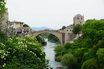 Fototapeta na wymiar the old town of Mostar