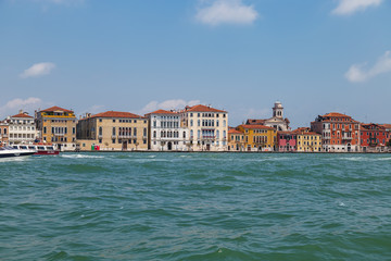 Obraz premium Beautiful view of the city from the water Venice, Italy