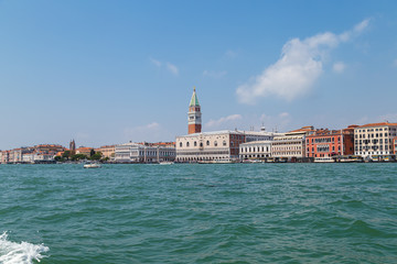 Fototapeta na wymiar Beautiful view of the city from the water Venice, Italy