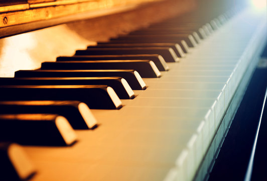 Piano keyboard