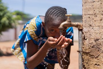 Access to Water is a Human Rights Issue, African Drinking